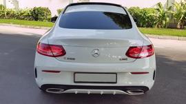 AMG COUPE MERCEDES C200“” TOP OPTIONS “” GCC “ PANORAMIC ROOF “” KEYLESS “” LOW MILES