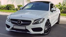 AMG COUPE MERCEDES C200“” TOP OPTIONS “” GCC “ PANORAMIC ROOF “” KEYLESS “” LOW MILES