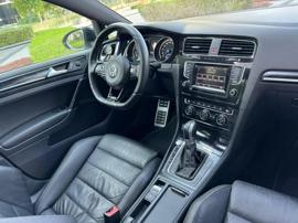 SLIVER VW GOLF R • GCC • SPORTY DESIGN • FULL OPTIONS • ACCIDENTS FREE