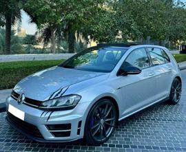 SLIVER VW GOLF R • GCC • SPORTY DESIGN • FULL OPTIONS • ACCIDENTS FREE