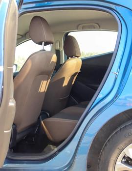 Mazda 2 2020 1.5 L GCC, original paint, accident-free, in excellent condition, 572 P.M