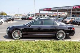 2017- BENTLEY CONTINENTAL FLYING SPUR -  IMMACULATE CONDITION - LOW MILEAGE