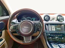 AED 1021/month | 2015 Jaguar XJ Luxury (LWB) | GCC Specs | Ref#333432