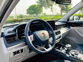 HONGQI HS5 40TD FLAGSHIP AWD FULL OPTION GCC SINGLE OWNER FULL SERVICE HISTORY  UNDER WARRANTY