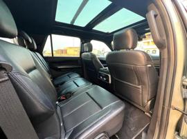 XLT full options under warranty not negotiableفل اوبشن السعر نهائي