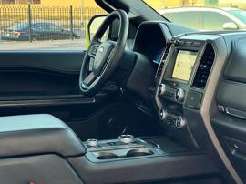 XLT full options under warranty not negotiableفل اوبشن السعر نهائي