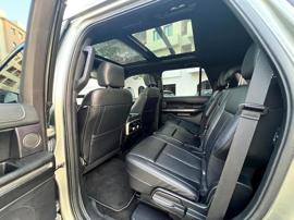 XLT full options under warranty not negotiableفل اوبشن السعر نهائي